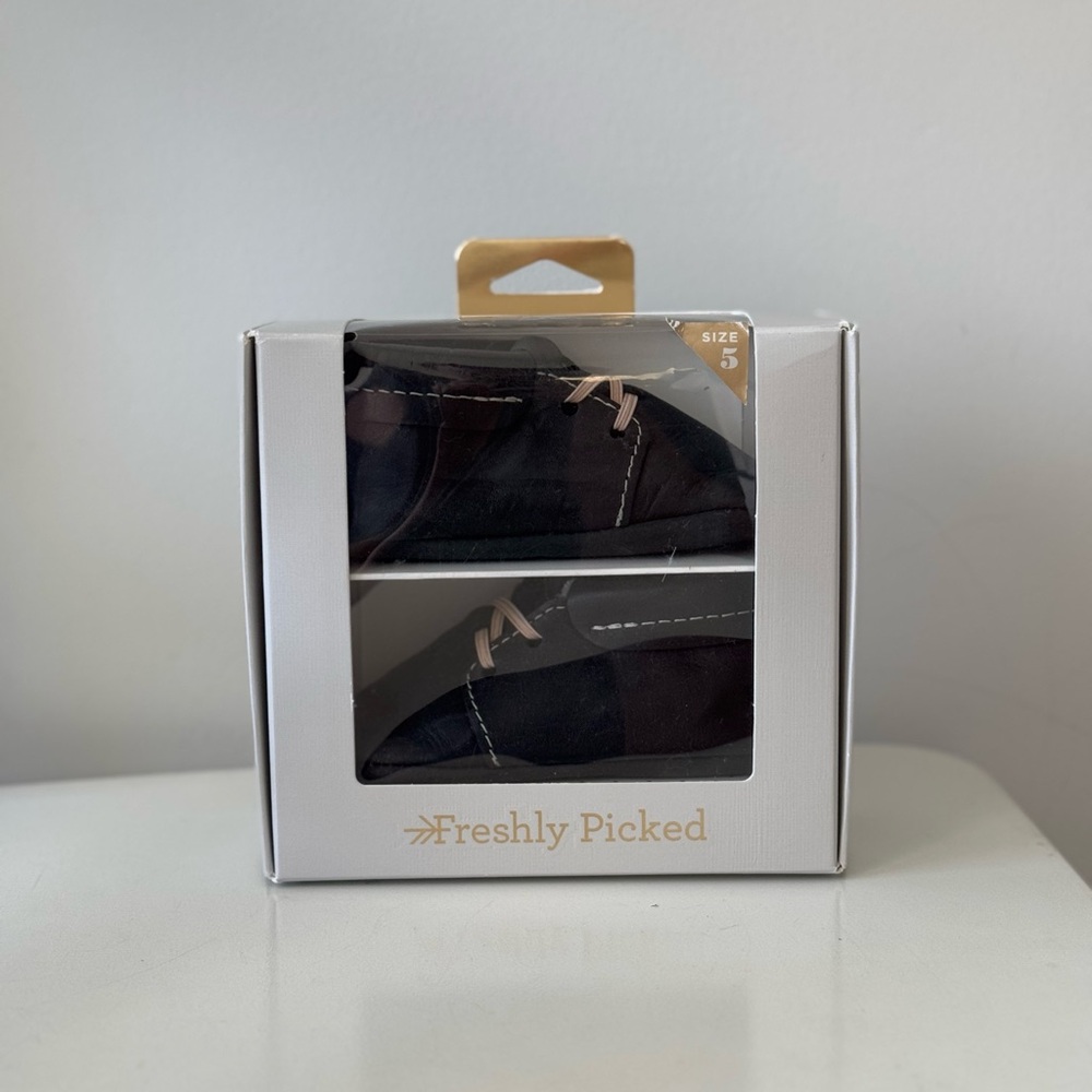 Freshly Picked black oxford baby moccasins